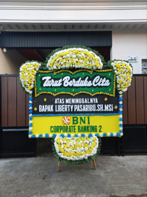 Papan Bunga Duka di Pasir Barat